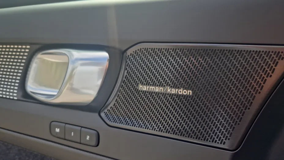 VOLVO XC40 XC40 B3 Plus Dark aut