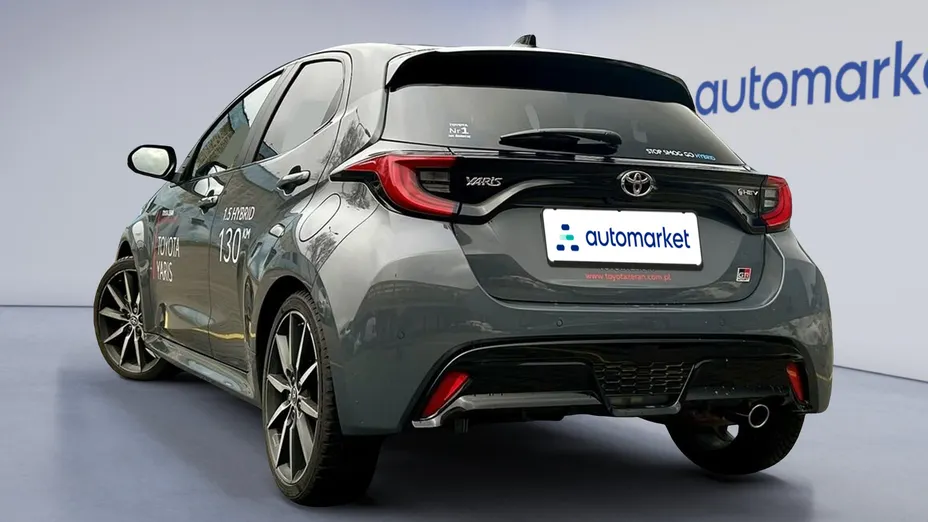 TOYOTA Yaris Yaris Hybrid 1.5 GR Sport
