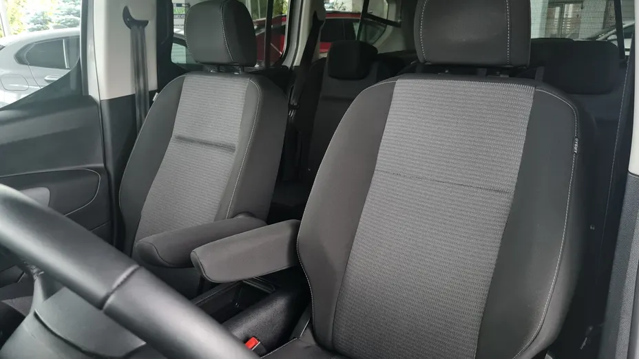 TOYOTA Proace City Verso Proace City Verso Long 1.2 D-4T Family Aut.