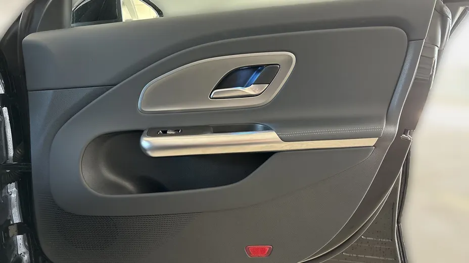 MERCEDES-BENZ CLA CLA 180 mHEV 8G-DCT