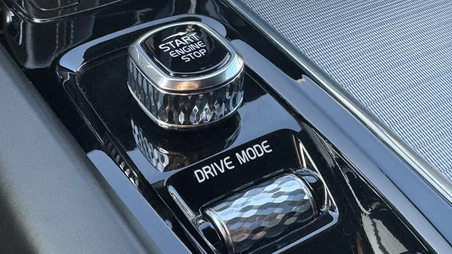 VOLVO XC60 XC60 B4 D AWD R-Design aut