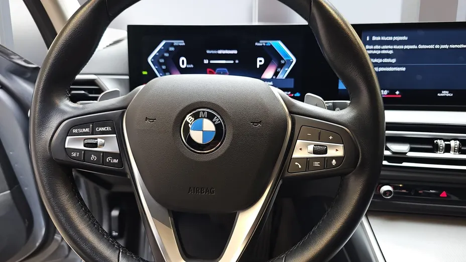 BMW Seria 3 330i xDrive aut