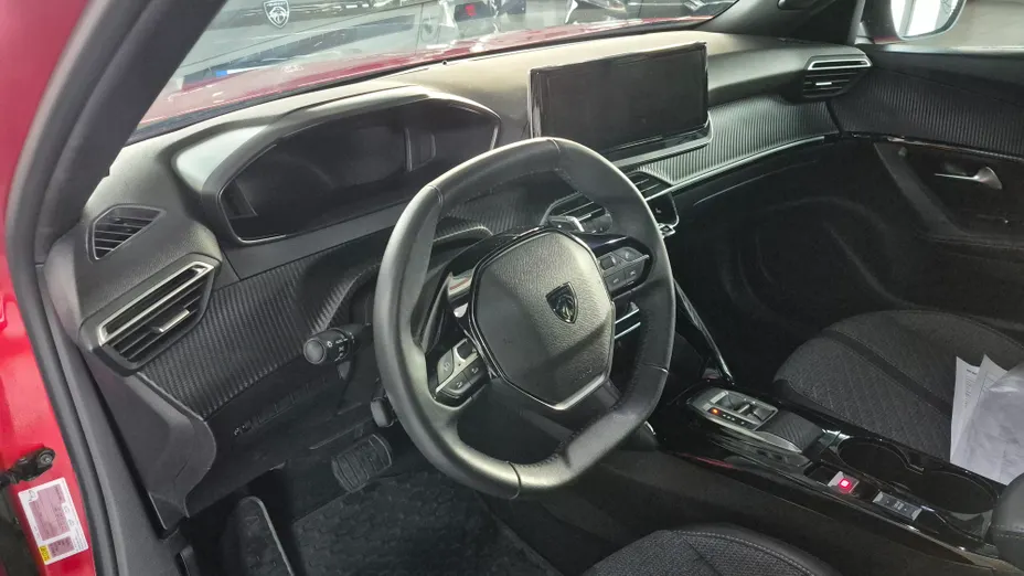 PEUGEOT 2008 2008 1.2 PureTech Allure S&S EAT8