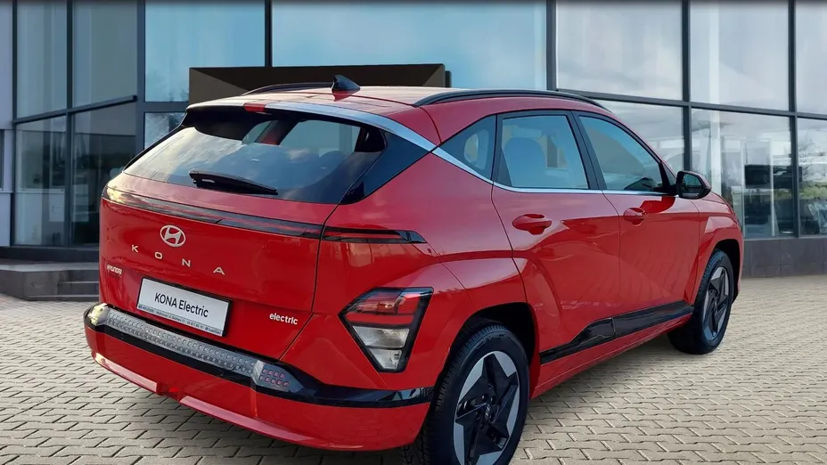 HYUNDAI Kona -