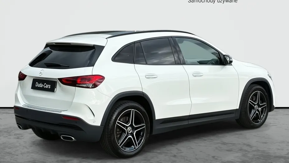 MERCEDES-BENZ GLA -