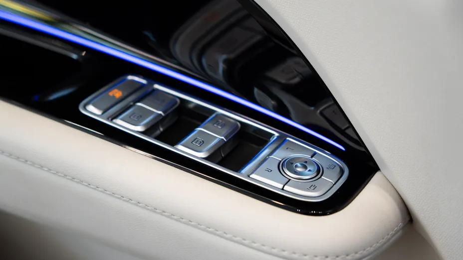 HONGQI HS3 HS3 2.0T AWD Nowy