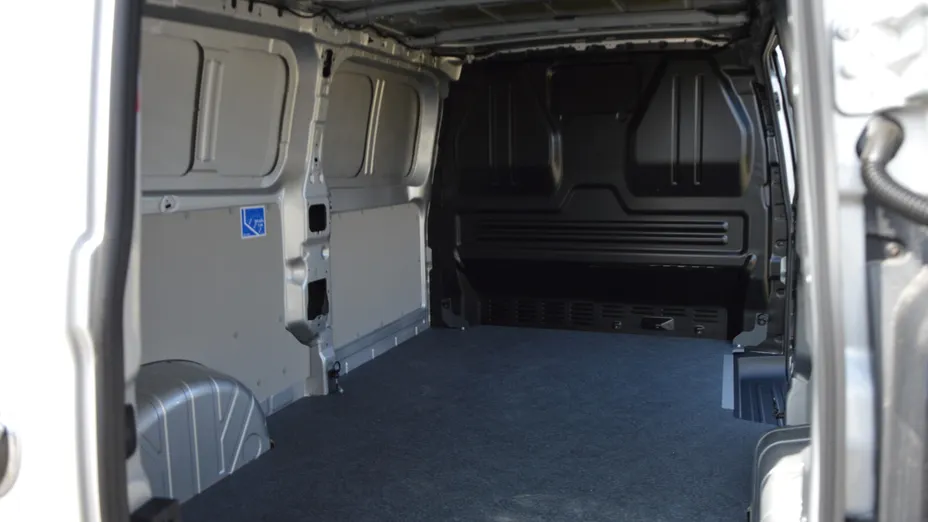 VOLKSWAGEN Transporter Transporter TDI L2H1