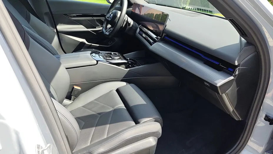 BMW Seria 5 520d xDrive mHEV M Sport aut