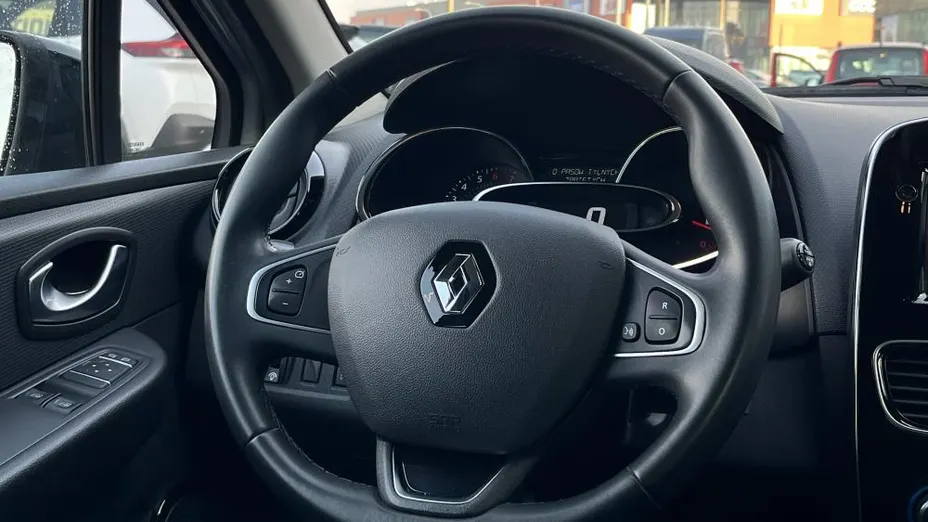 RENAULT Clio Clio 0.9 Energy TCe Zen