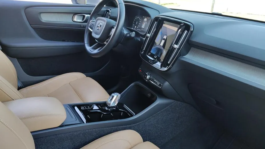 VOLVO XC40 XC40 B4 B Inscription aut