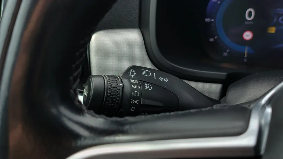 VOLVO V90 V90 CC B4 D AWD Plus aut