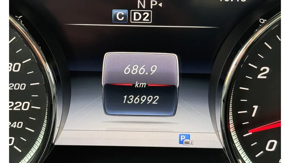 MERCEDES-BENZ E Klasa E 200 9G-TRONIC