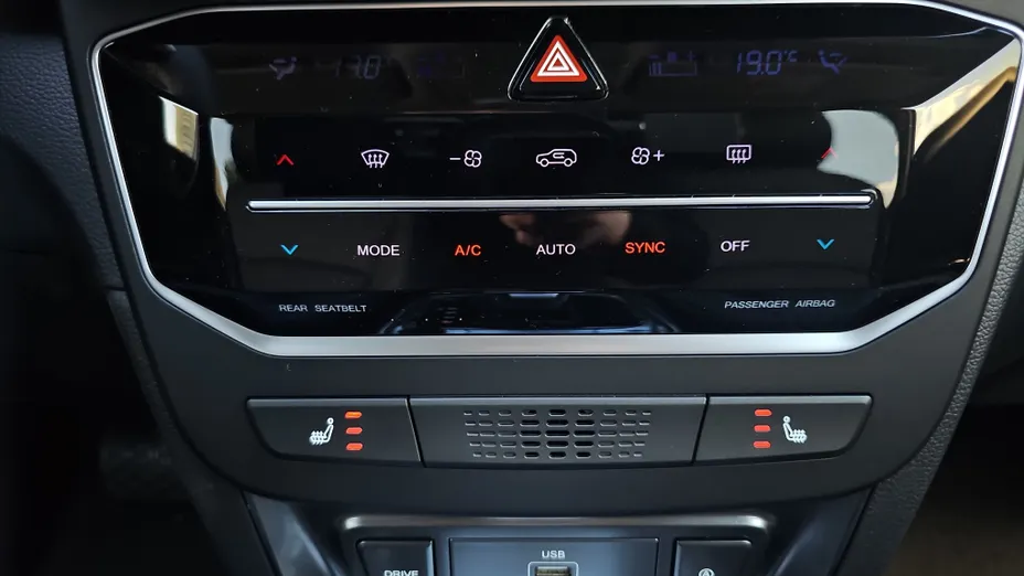 KGM / SSANGYONG Tivoli Tivoli 1.5 T-GDI Adventure aut