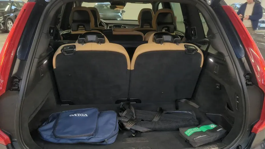 VOLVO XC90 XC90 B5 D AWD Inscription 7os aut