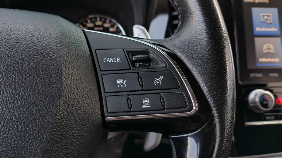 MITSUBISHI Outlander Outlander 2.0 Instyle SDA 4WD CVT