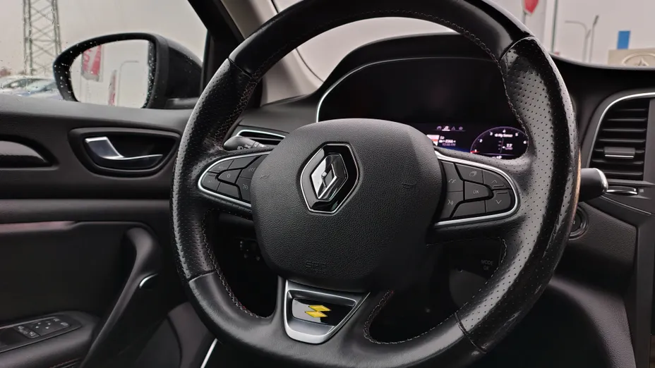 RENAULT Megane Megane 1.3 TCe FAP R.S. Line EDC