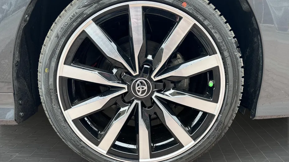 TOYOTA Corolla Corolla 1.8 Hybrid GR Sport