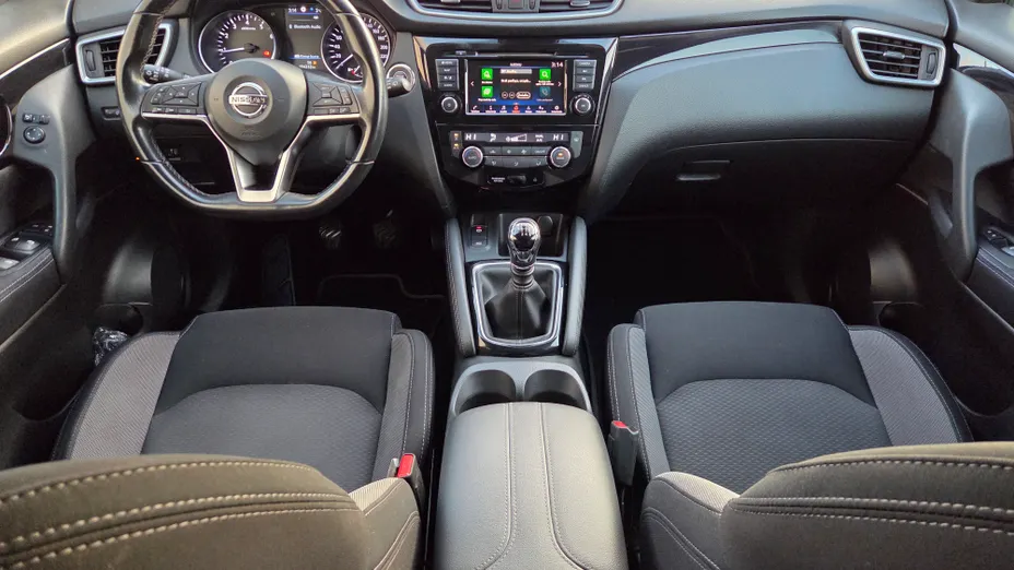 NISSAN Qashqai Qashqai 1.3 DIG-T N-Connecta