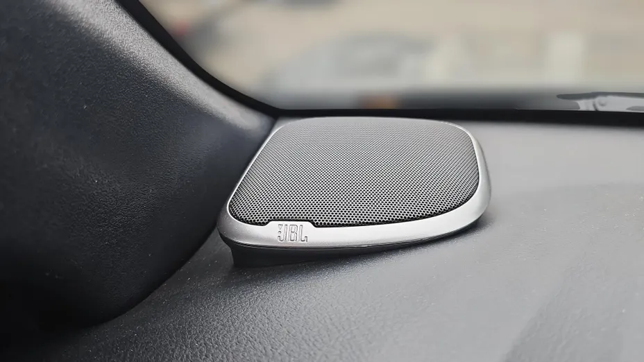 TOYOTA HiLux Hilux 2.8 D-4D mHEV Double Cab Invincible 4x4 aut