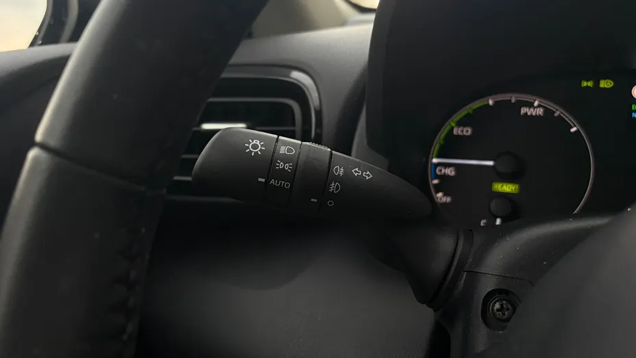 TOYOTA Yaris Yaris Hybrid 1.5 Comfort