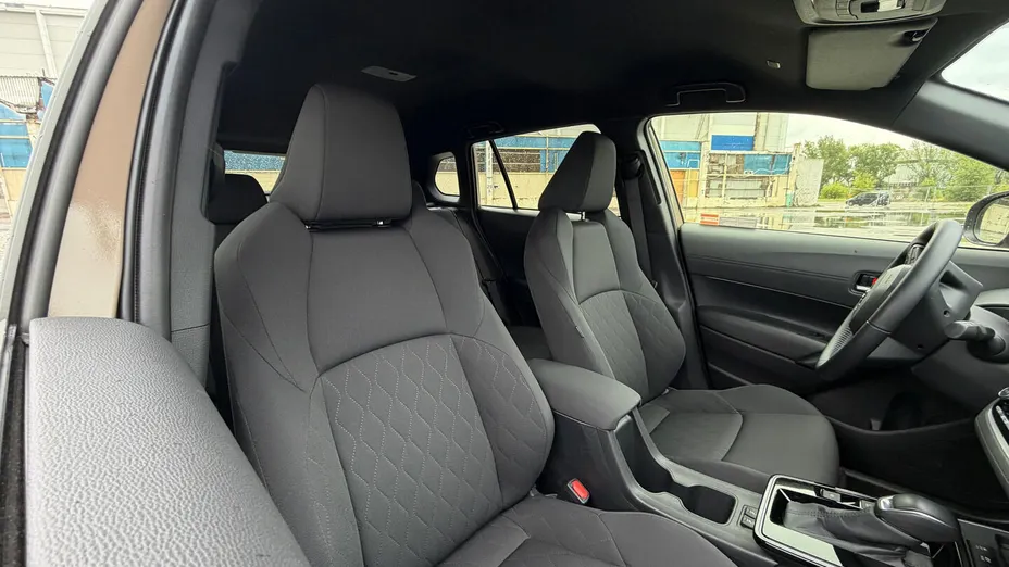 TOYOTA Corolla Cross Corolla Cross 2.0 Hybrid Comfort AWD