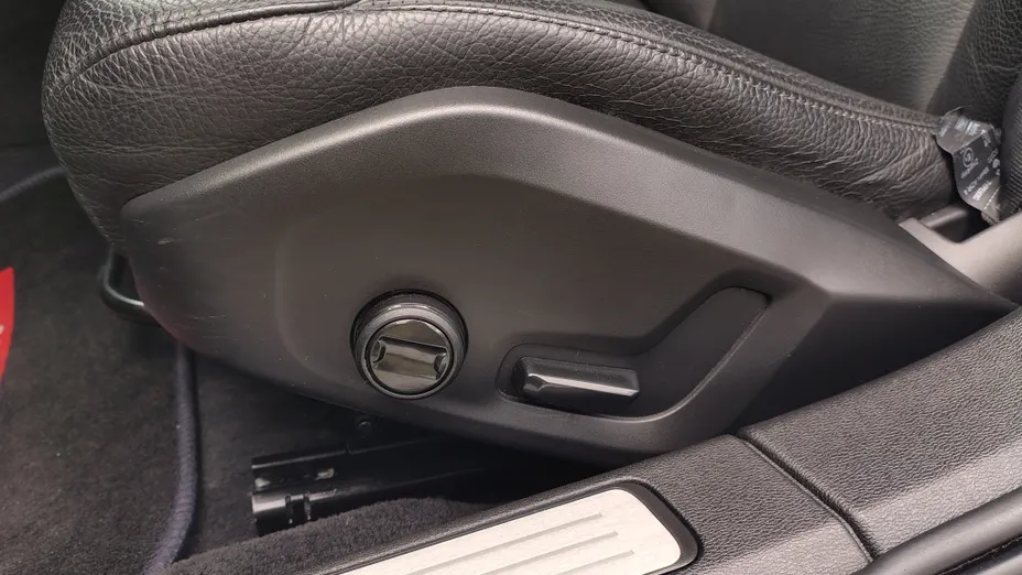 VOLVO V60 V60 B4 D Momentum Pro aut