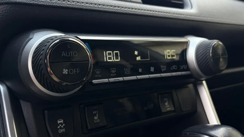 TOYOTA RAV4 RAV4 2.5 Hybrid Black Edition by JBL 4x4