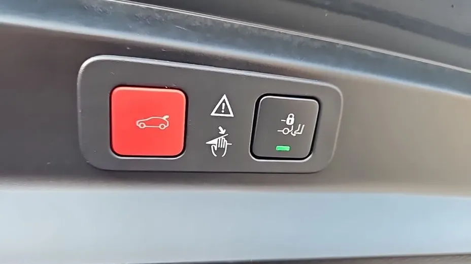 PEUGEOT 5008 5008 1.2 PureTech mHEV Allure Pack S&S e-DCS6