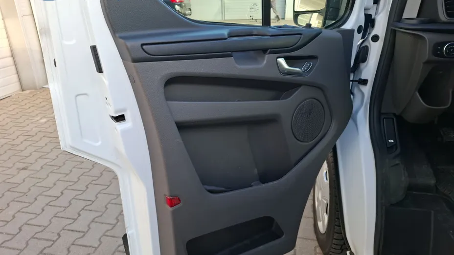 FORD Transit Custom Transit Custom 320 L2H1 Trend
