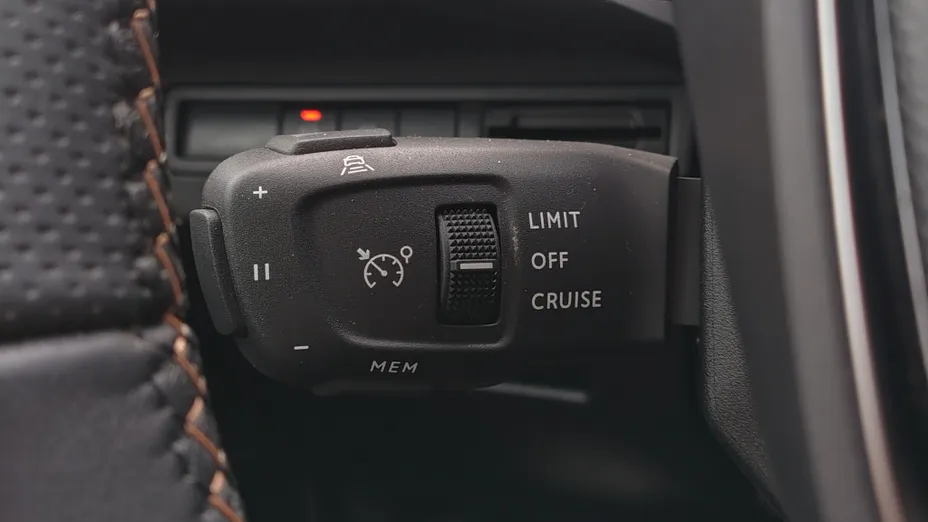 PEUGEOT 3008 3008 1.5 BlueHDi GT S&S EAT8