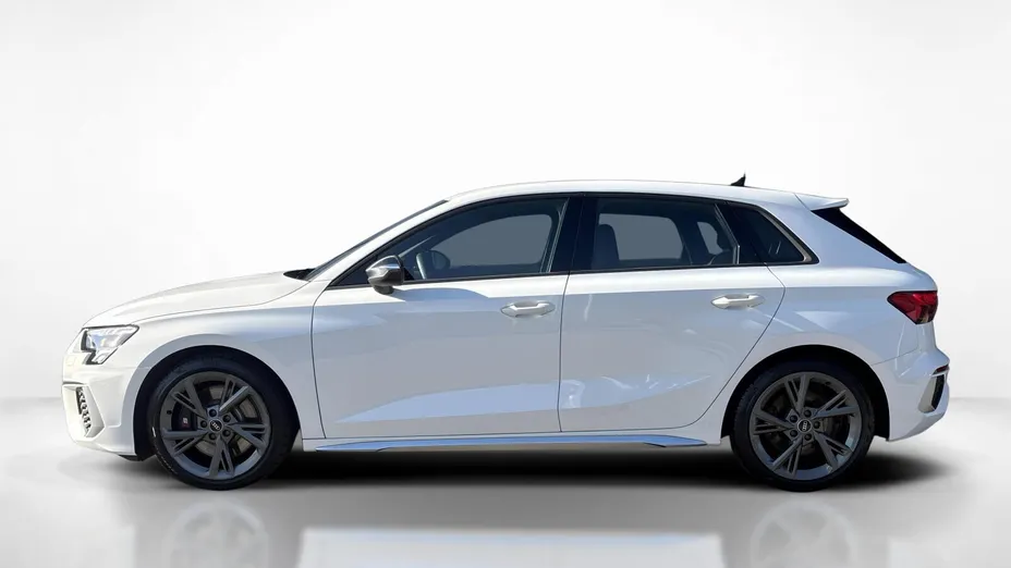 AUDI S3 Sportback -