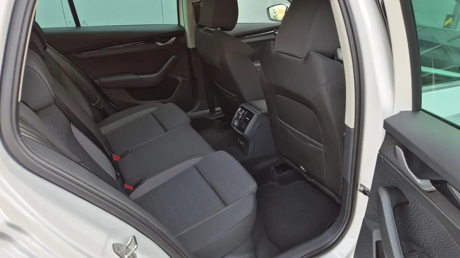 SKODA Octavia Octavia 1.5 TSI Selection Nowy