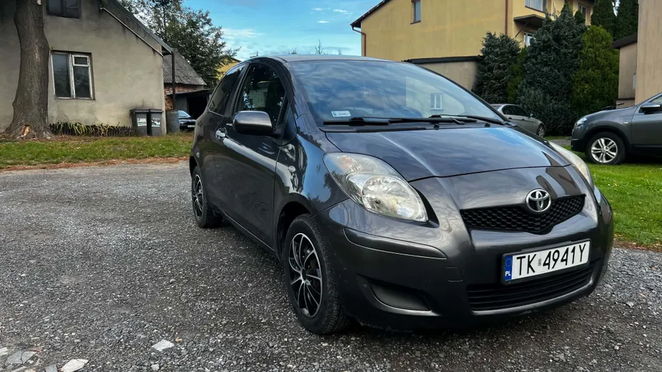 TOYOTA Yaris Yaris 1.33 Terra
