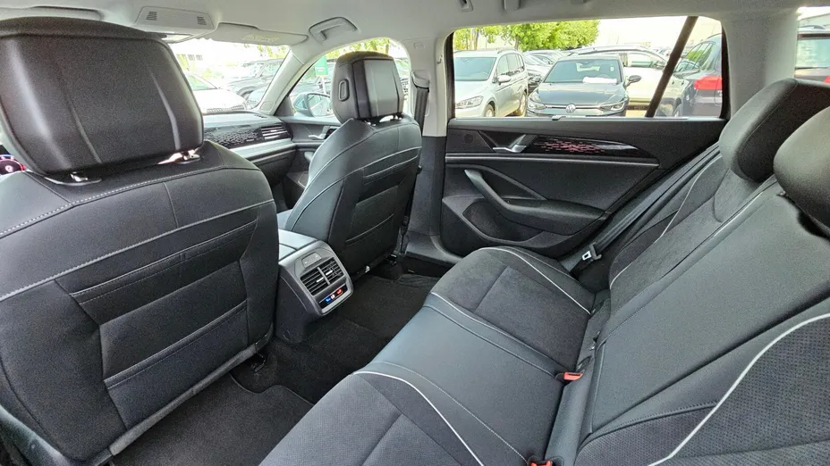 VOLKSWAGEN Passat Passat 1.5 TSI ACT mHEV Business Plus DSG Nowy