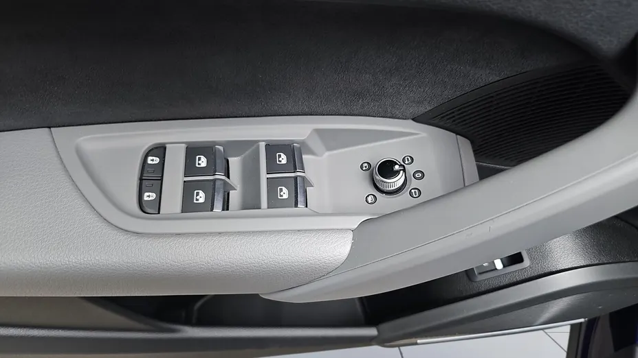 AUDI Q5 Q5 45 TFSI mHEV Quattro S Line S tronic