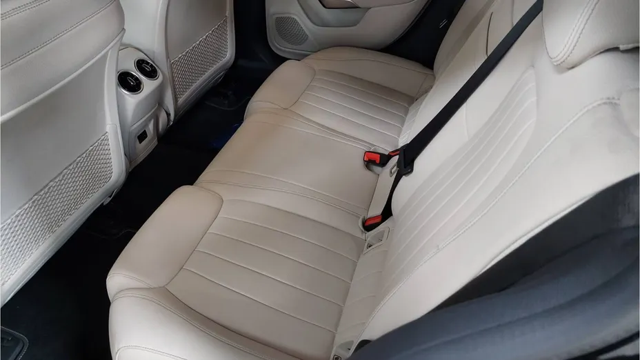 MERCEDES-BENZ A Klasa A 200 Progressive 7G-DCT