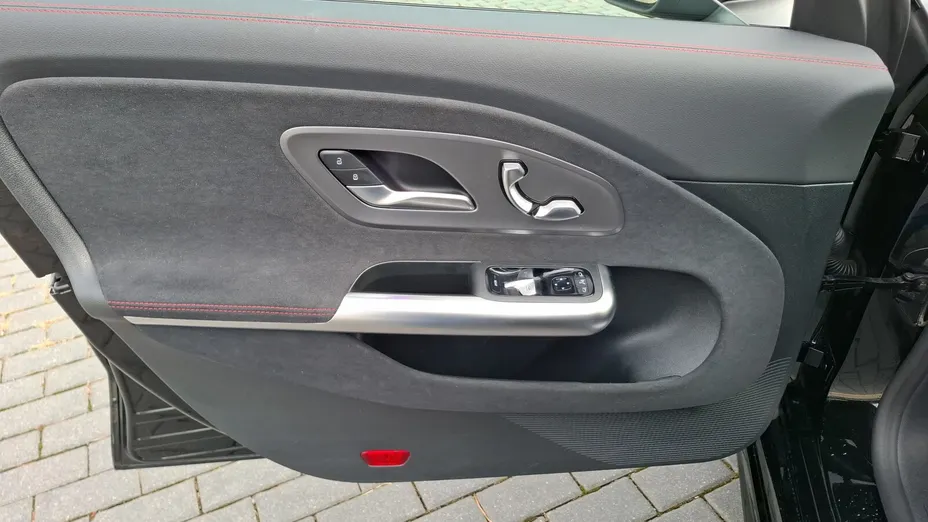 MERCEDES-BENZ CLA CLA 200 mHEV 8G-DCT