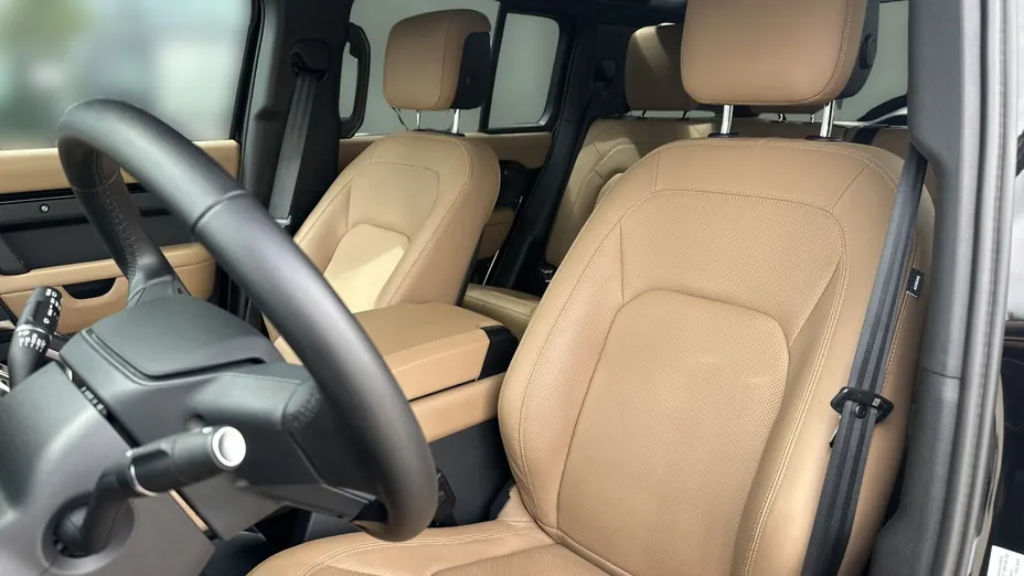LAND ROVER Defender Defender 110 3.0 D250 mHEV X-Dynamic HSE