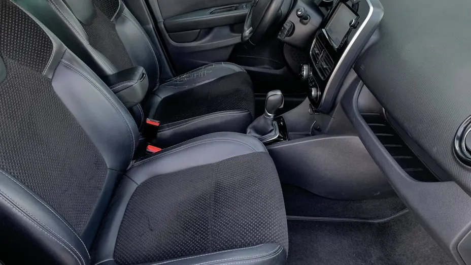 RENAULT Clio Clio 1.2 Energy TCe Intens EDC
