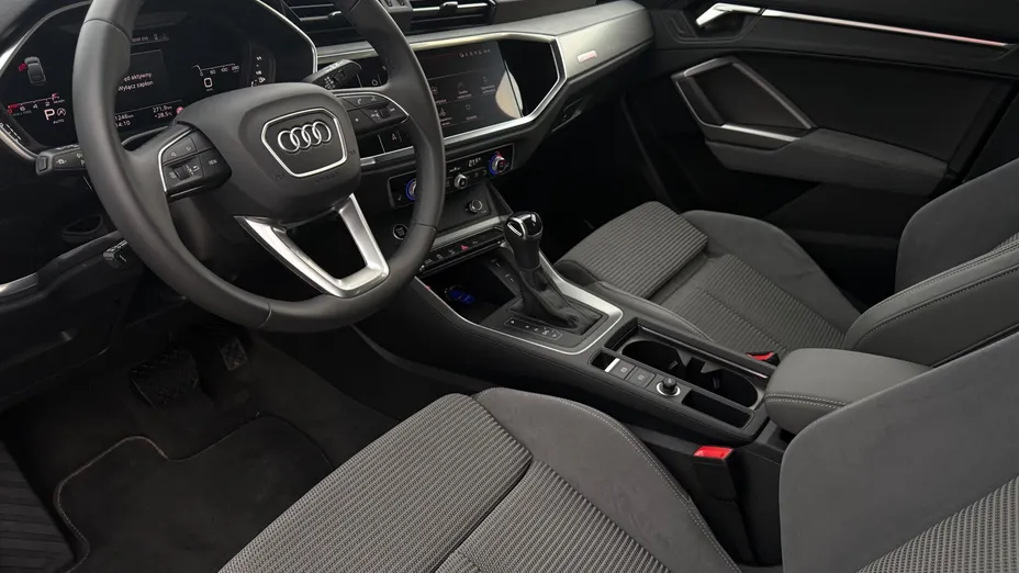 AUDI Q3 Sportback -