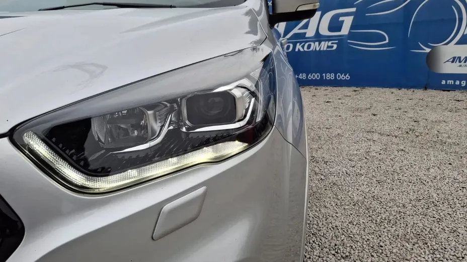 FORD Kuga -