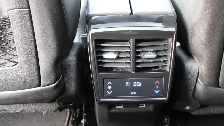 DS DS7 DS 7 2.0 BlueHDi Performance Line + aut