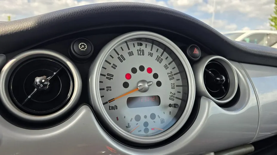 MINI One -