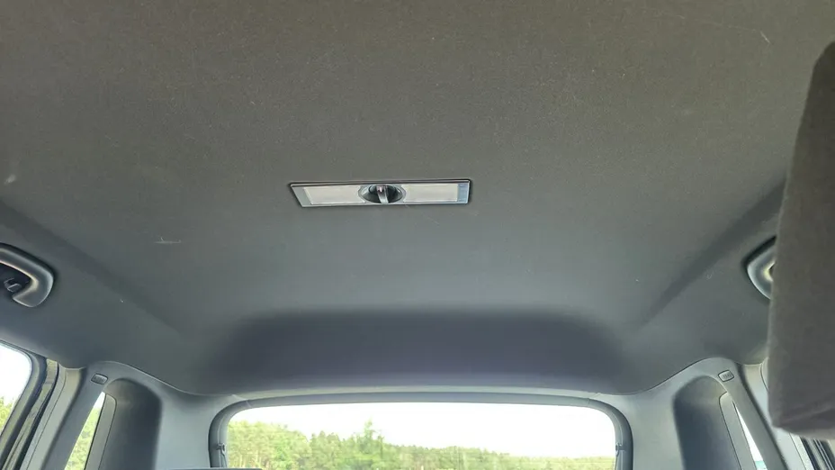 VOLKSWAGEN Tiguan -