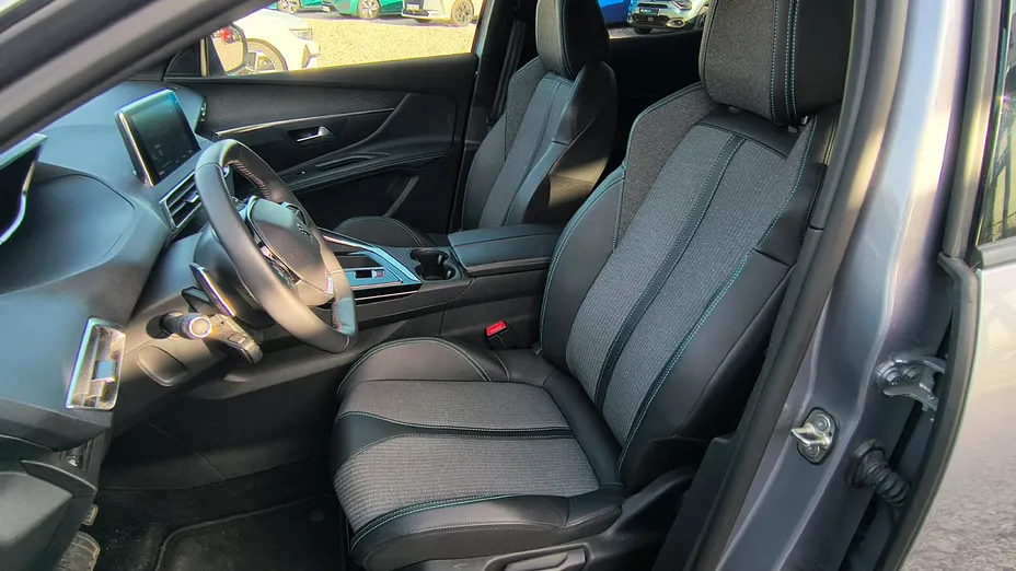 PEUGEOT 3008 3008 1.5 BlueHDi Allure Pack S&S EAT8