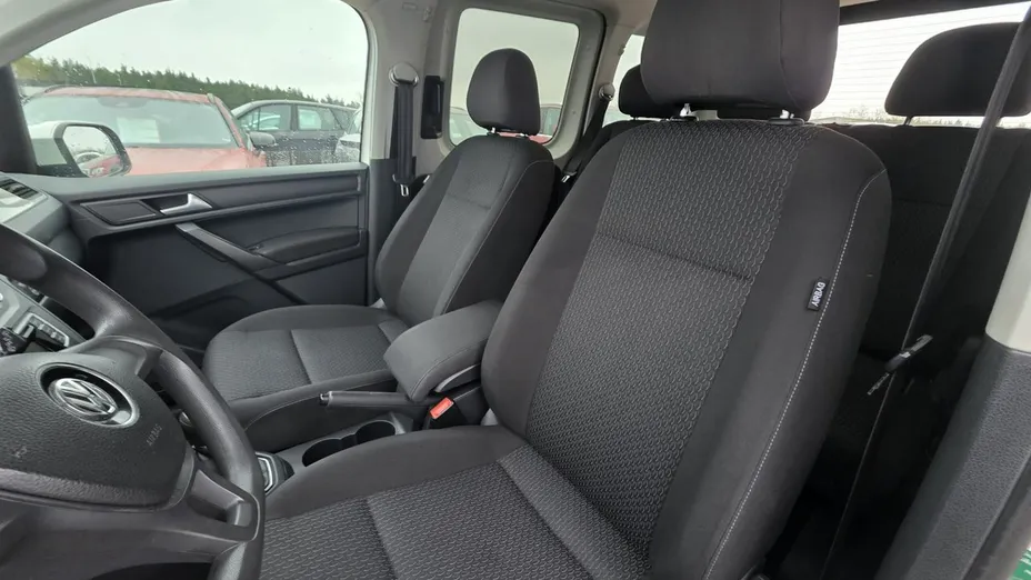 VOLKSWAGEN Caddy -