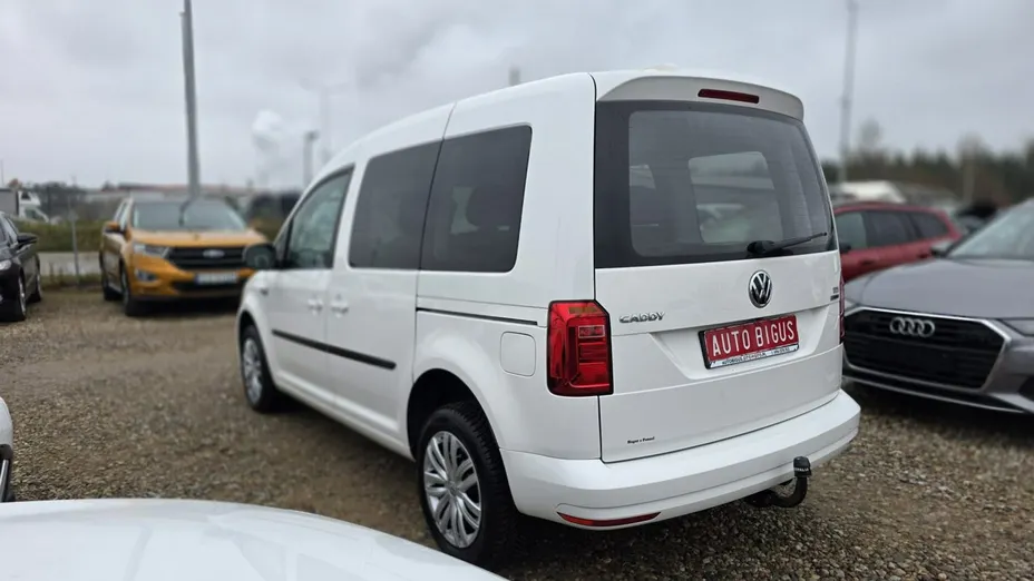 VOLKSWAGEN Caddy -