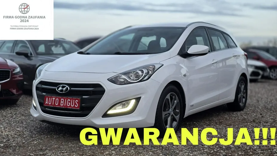 HYUNDAI i30 -