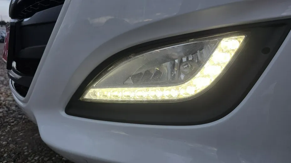 HYUNDAI i30 -