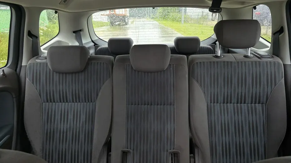 OPEL Zafira -